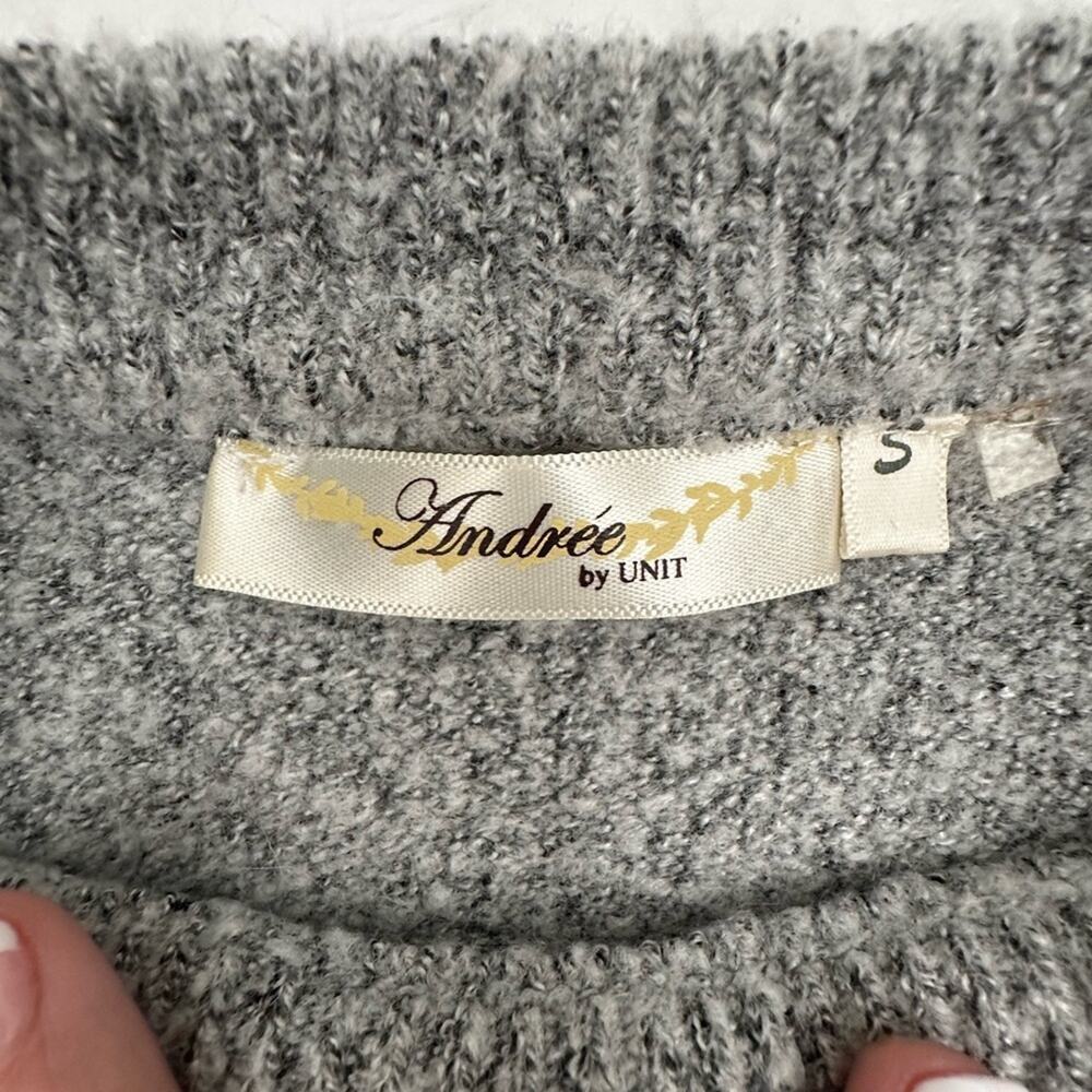 EUC- Gray Andree by Unit Loose fit Crewneck Sweater - Picture 2 of 3